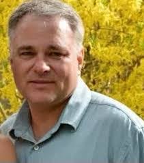 Peter Christopher's Instagram, Twitter & Facebook