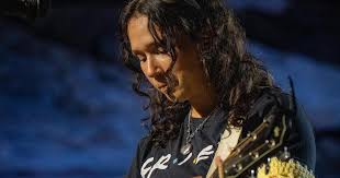 Ruby Waters Performs "Droppin' Out"