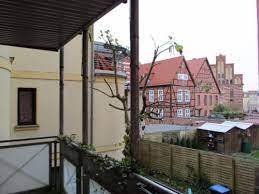 In dieser wohnanlage können ältere und/oder behinderte menschen, unterstützt durch den träger, in eigener häuslichkeit weiterhin ein selbstbestimmtes leben führen. 3 Zimmer Wohnung Zu Vermieten Blutstrasse 19370 Parchim Landkreis Parchim Mapio Net