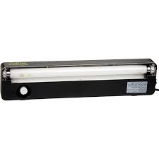 Zilla Slimline Desert 50 Uvb T8 Fluorescent Fixture Petco