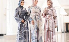 Tapi perlu kamu ketahui bahwa tidak semua fashion modern saja yang sedang trend. Rekomendasi Baju Gamis Lebaran Terbaru 2021 Dari Desainer Dan Brand Lokal Ternama Glitzmedia Co