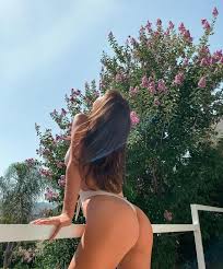 Francesca Farago: Zu heiß zum Anfassen | @francesca.farago OnlyFans Review  (Leaks, Akte, Videos) | fanscribers.com