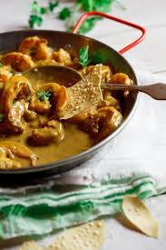 Prawn Curry With Homemade Naan Bread Simply Delicious Recipe Seafood Recipes Curry Recipes Food