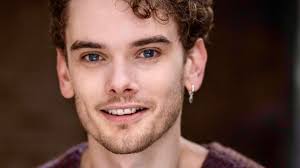 First Look: Sheila Hancock and Jenna Russell in Grey Gardens