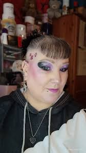 I will be making boas this week. Red, purple, black, white. Send me your  email and address