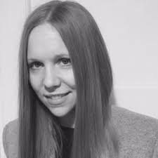 In the early days of VICTORIA BECKHAM (the brand) Victoria Beckham (the  person) came to visit us at NET-A-PORTER HQ… Back then (either 2008 or 2009 