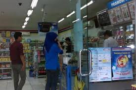 Cara mencari nama karyawan indomaret : Indomaret Buka 8 Lowongan Kerja Lulusan Sma Dan Smk Halaman All Kompas Com