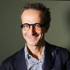 En ce jour, rendons hommage et gardons en mémoire le Père Jacques Hamel,  assassiné par des terroristes dans l'église de Saint-Étienne-du-Rouvray.