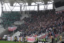 Przejście dla pieszych w okolicach tamtejszego przystanku. Lks Lodz Gks Belchatow 1 Lks Lodz Oficjalna Strona Dwukrotnego Mistrza Polski