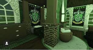 Pin By Red Star On Bloxburg Builds And Tips Harry Potter Room Two Story House Design Harry Potter Houses Everything bloxburg on twitter here are a few decals for. harry potter room