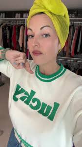 Holly Webber (@hollygolightly.tchr)