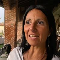 100+ profili “Deborah”