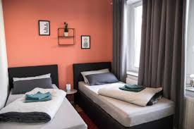 Erleben sie einen wunderschönen aufenthalt in bester lage in unserem hochwertig und modern quiddelbach liegt ideal für touristen und abenteurer zwischen adenau und dem nürburgring. Rooms4ring Nurburgring Designer Villa Preise Fotos Bewertungen Adresse Deutschland