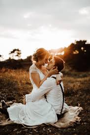 After Wedding Shooting Boho Wedding Couple Shoot Wedding Sunset Shooting Free Spirit Bride Elope Wedding Couples Wedding Shots Wedding Photoshoot