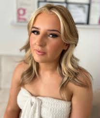 New Hairstylist Services at Holiday Hair