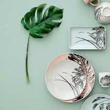 Her türlü aksesuar ile mükemmel bir uyum yakalayan bir renktir. Su Yesili Rengi Duvar Boyasi Ornekleri Ve Uyumlu Oldugu Renkler Evde Mimar Renkler Yesil Duvar