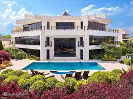 18m Brooklyn Mansion Still On The Market After Four Years Mansions Mansion Designs Waterfront Property
