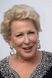 Dixie Leonard's Instagram, Twitter & Facebook