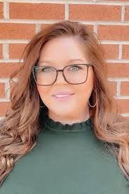 Stephanie Grubb's Instagram, Twitter & Facebook