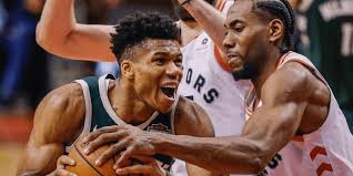 #giannis antetokounmpo #huge hands #nba #milwaukee #bucks. 8 Players With The Biggest Hands In The Nba