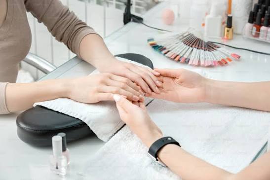 Manicure & Pedicure
