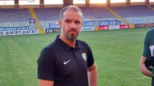 Bursaspor'un bu sezon resmi maçlarda attığı 32 golün 20'sinde batuhan kör ve ali akman isimleri dikkat çekiyor. Burak Kapacak Ve Batuhan Kor Bursaspor Dan Gitmek Mi Istiyor Ikinci Ali Akman Vakasi