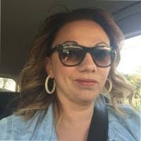 Deborah Hubert's Instagram, Twitter & Facebook