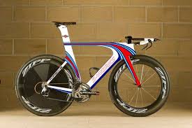 The Martini Bike Is Here Rennlist Discussion Forums Paint Bike Bicycle Paint Job Bicycle Painting