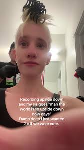 Shes in her head damn 😂#upsidedown #junieajones #junejones #hairday