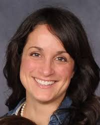 Bernadette Parr's Instagram, Twitter & Facebook