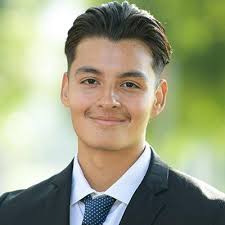 Moises Ramos's Instagram, Twitter & Facebook