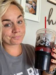 Roy Downey, urban logger.Bear Creek, Kingston Idaho. Note Suzy home maker  saw.😂