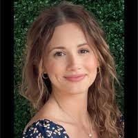 Samantha Harlan's Instagram, Twitter & Facebook