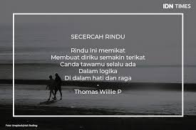 Semoga tetap sehat dan dalam lindungan allah yah. 10 Puisi Cinta Yang Siap Bikin Kamu Makin Baper