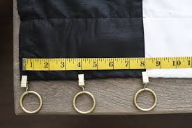 Mar 05, 2015 · choose a curtain rod colour that relates to the metals in the room. Use Curtain Rings To Give Your Store Bought Inexpensive Curtains A Luxe Custom Made Look These Bla How To Use Curtain Clips Curtain Clips Curtains With Rings