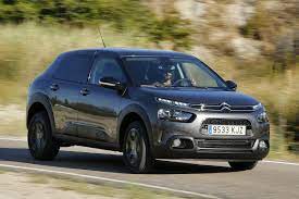 O citroën c4 cactus, regressa às das berlinas compactas com equipado com as suspensões progressive hydraulic cushions™ e os assentos advanced comfort, o c4 cactus é a berlina ultra confortável que transformou o mercado no primeiro trimestre 2018. Citroen C4 Cactus 2018 Informacion General Km77 Com