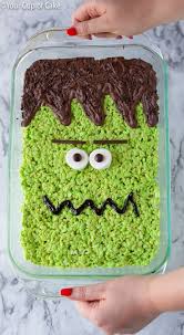 Turn A Pan Of Regular Rice Krispies Into A Big Frankenstein Rice Krispie Treat For Hallo Halloween Desserts Easy Halloween Treats Easy Halloween Food For Party