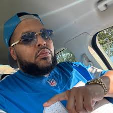 ANTHONY EDWARDS JUST HIT THE “MICHAEL JORDAN SHRUG” AFTER A SIDE-STEP THREE  IN GAME 2! 😳🤷‍♂️ Is he really MJ's son? WATCH:  https://www.instagram.com/p/C6p04JlNiXk/?igsh=MTZmZHJob2NvZ2F3ag==