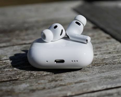Apple AirPods Pro 3 Smart Earbuds view 3