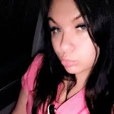 Happiest of birthdays to my faveee dread head ! Swears she hates my  attitude, but forgets she's gave it to me for free! Love you the most  bookie !