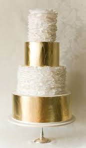 Golden Wedding Cakes Roundup Oscars Inspired Wedding Cakes Topweddingsites Com