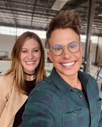 🔥 Ladies, it's time to ditch the “just cardio” myth! 💪❌ On this week's  episode of The Ryan Leckey Show, I sat down with Dorene Castelline, a  certified personal trainer, sports nutrition