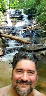 A perfectly hot day 🥵 for visiting Emery Creek Falls. 🌞😃😎