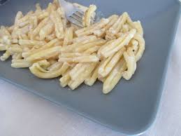 Pasta Ai Quattro Formaggi Dal Dolce Al Salato Con Lucia Ricette Idee Alimentari Cibo Etnico