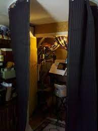 Vocal Booth On Tracks An Option For Space Challenged Voice Talents Diy Vocal Booth Make A Closet Acoustic Panels Diy