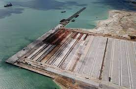 Kenya's second international seaport will open for operations by 2020, according to a report by chinese state media. Kenya S Lamu Port To Launch In December Seatrade Maritime