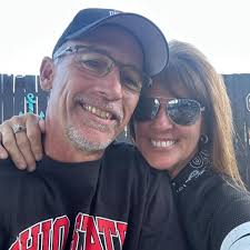 Fight at Ohio Fuel Stop Leads to Head Injury Around 4:30pm this afternoon  Ashland County Sheriff's Office, Ohio Highway Patrol and Sullivan EMS  responded to a fight breaking out at the Ohio