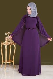 Yeni Urun Gul Gupurlu Tesettur Elbise Mor Urun Kodu Alm3024 129 90 Tl Moda Stilleri Basortusu Modasi Abaya Tarzi