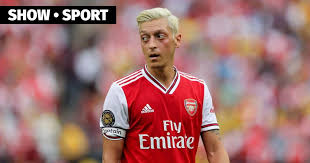 Arsenal'ın 10 numarası mesut özil, londra'daki yaşamını ve eleştiriler karşısında duruşunu anlatıp, fenerbahçe dedikodularına yanıt verdi. Emre Uber Ozil Mesut Ozil Ist Naher An Fenerbahce Als Je Zuvor Aber Wir Konnen Nicht 4 5 Millionen Euro Pro Jahr Zahlen Mesut Ozil Epl Fenerbahce