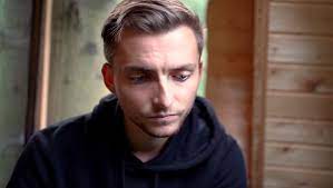 Philipp ist gestern abend im krankenhaus von uns gegangen. Gqap1 7clo Grm